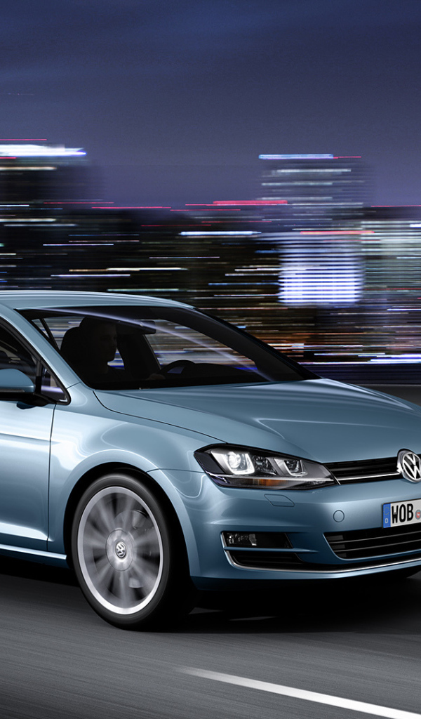 Тест драйв автомобиля Volkswagen Golf