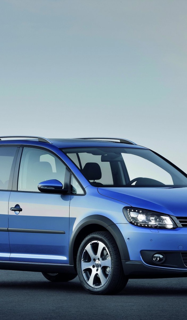 Надежная машина Volkswagen Touran