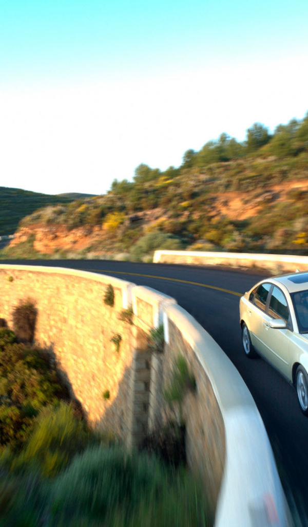 Надежная машина Volvo s40