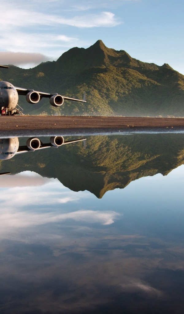 Грузовой самолет C-17