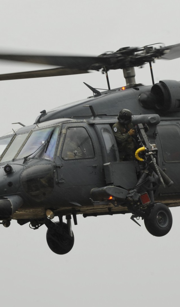 Вертолет на боевом задании