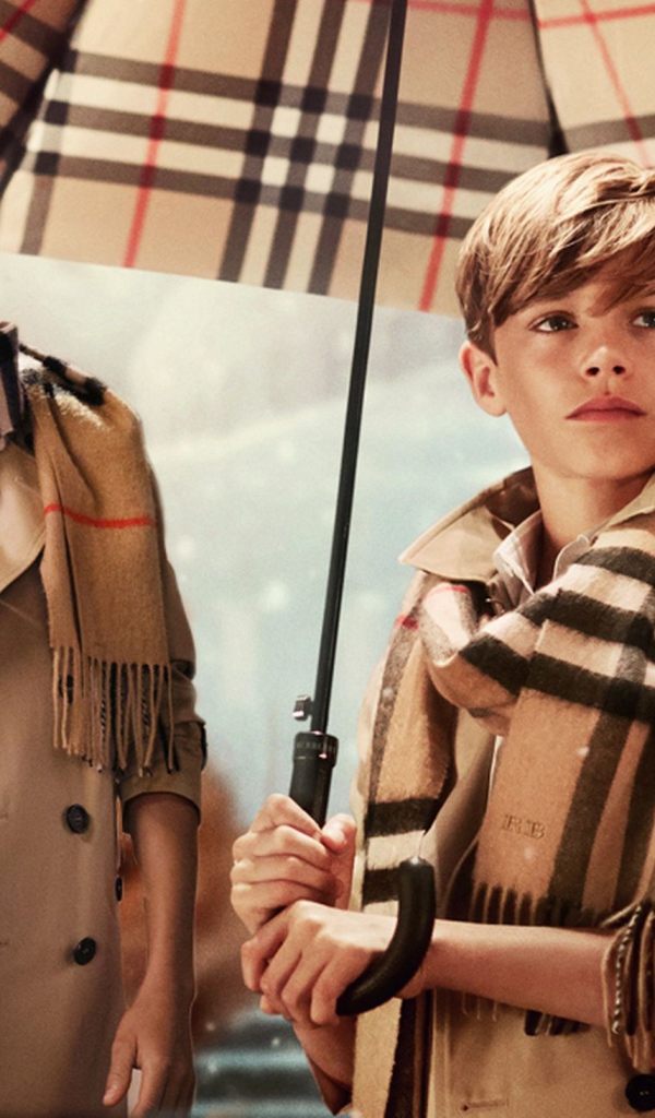 Одежда для детей от Burberry