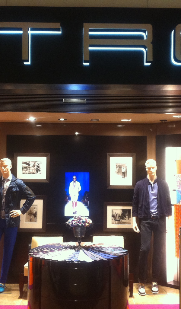 Бутик одежды Etro