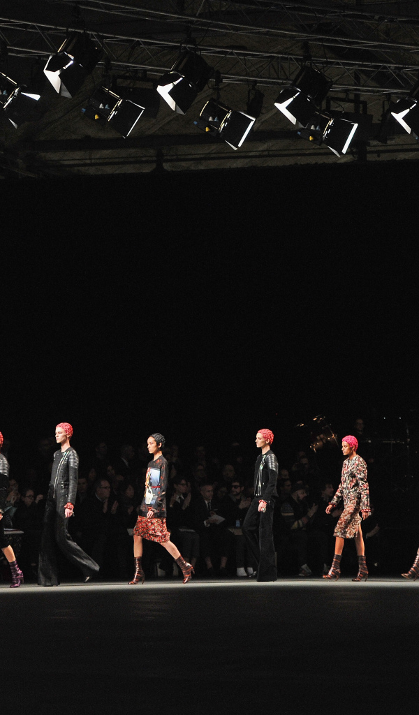 Показ мод Givenchy