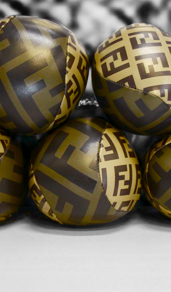 Украшения для дома Fendi