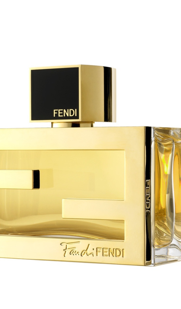 Новые духи от Fendi