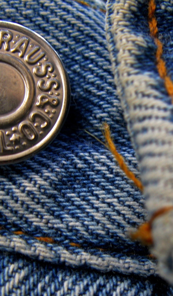 Заклепка на джинсах Levi`s