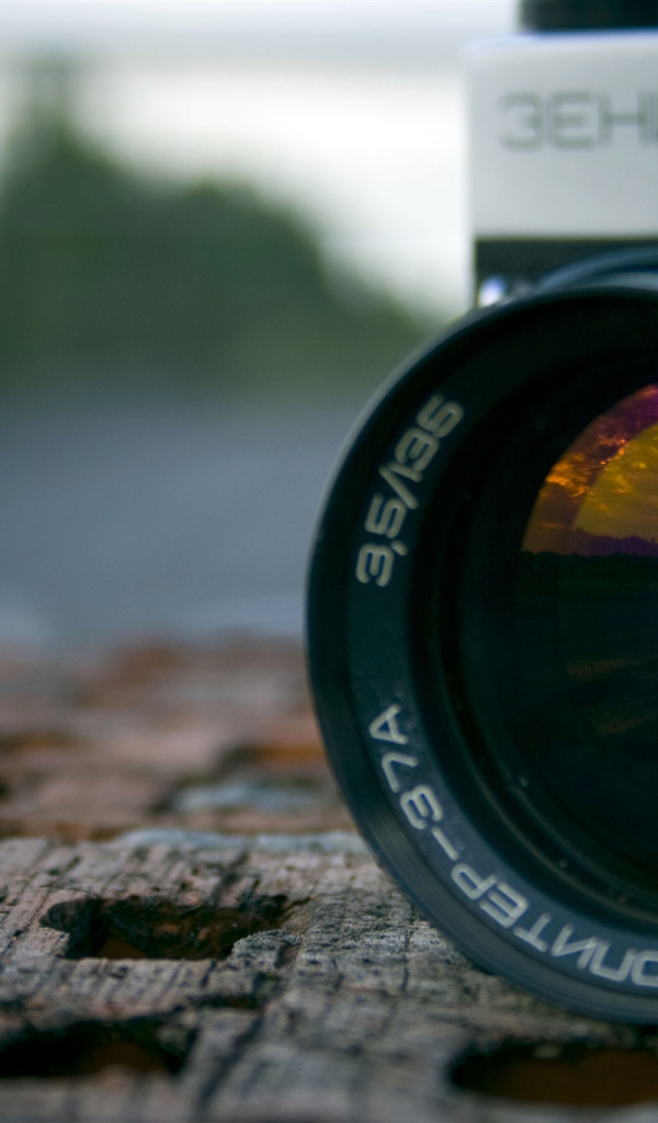 Русский фотоаппарат Зенит