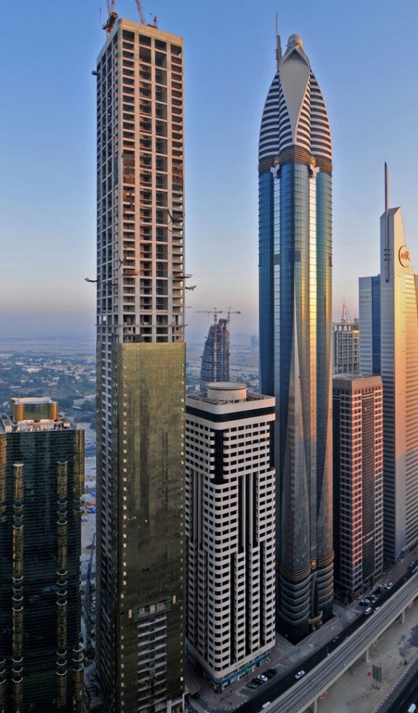 Строительство небоскреба в Дубае