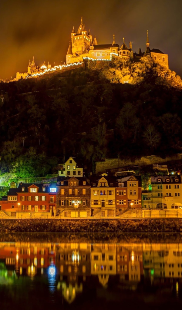 Крепость на горе