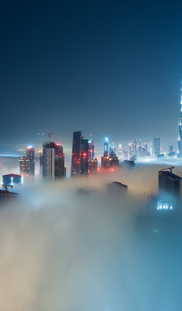 Дубай в тумане