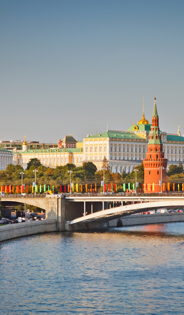 Набережная Москвы