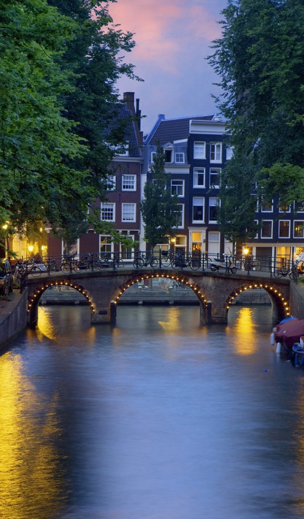 Вечерний Амстердам