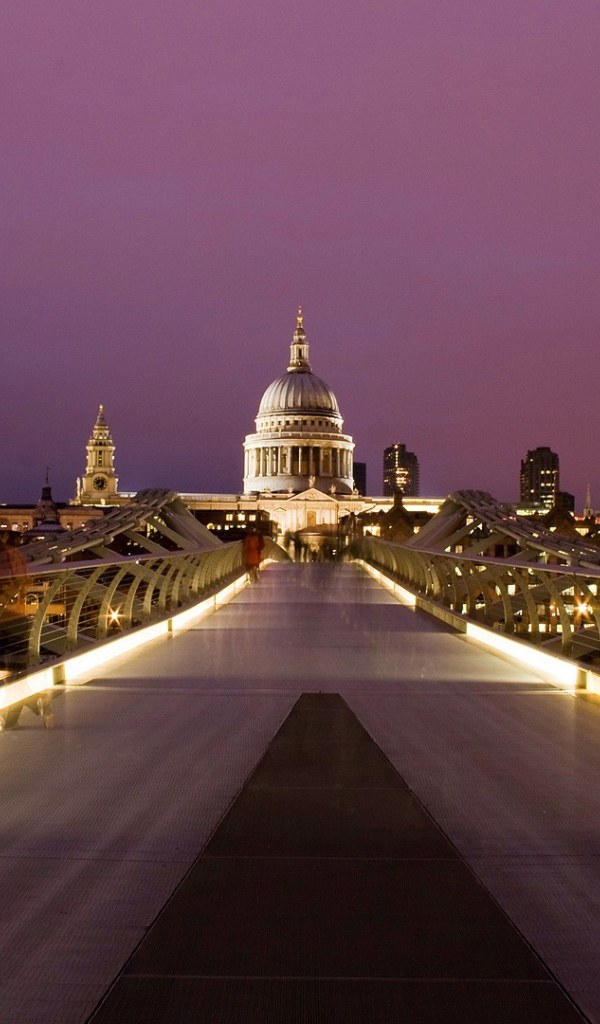 Огни ночного Лондона