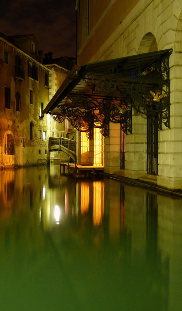 Улица в Венеции