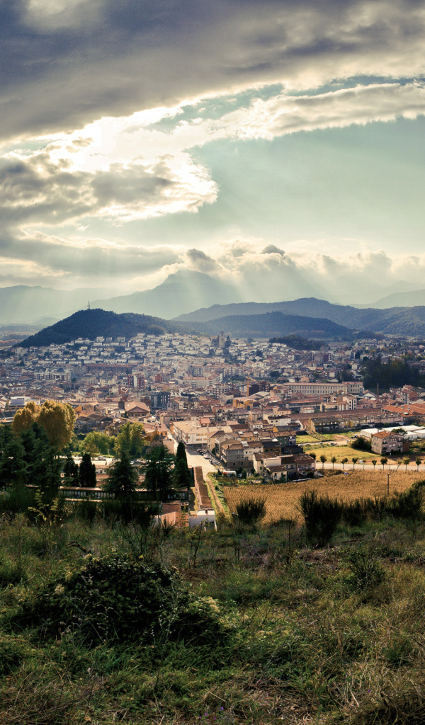 Город Олот Испания