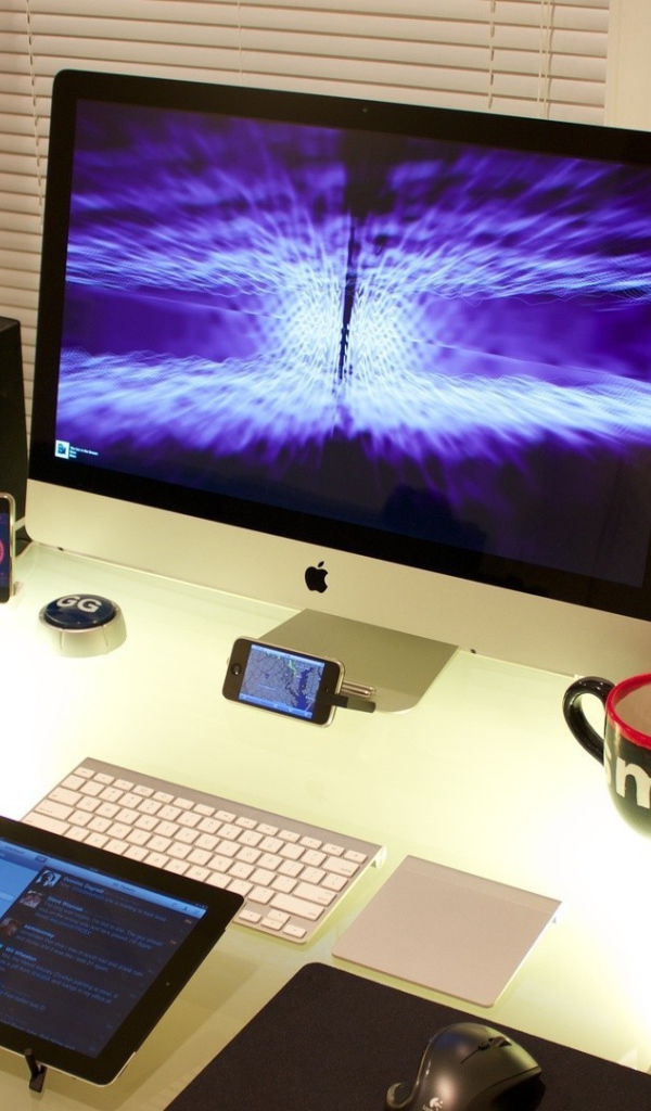 Компьютерный стол