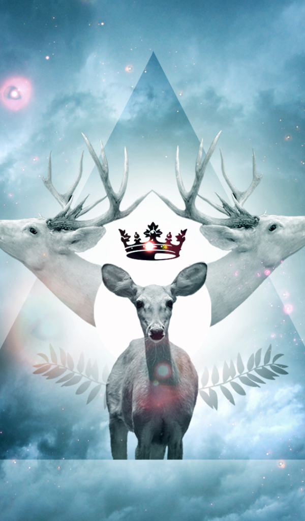 Головы оленей в треугольнике