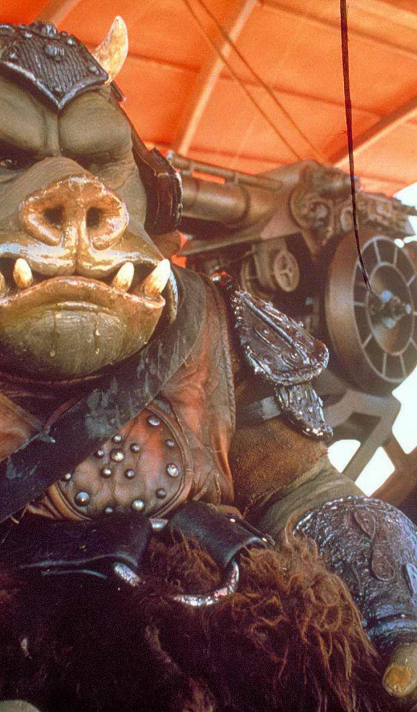 Свиная морда с рогами