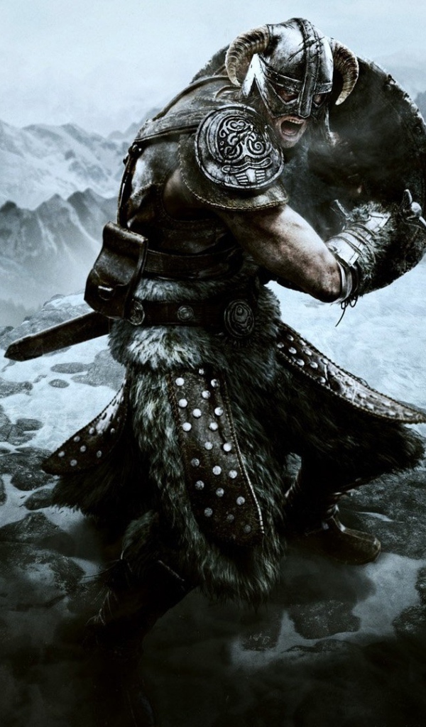 Сильный викинг в горах