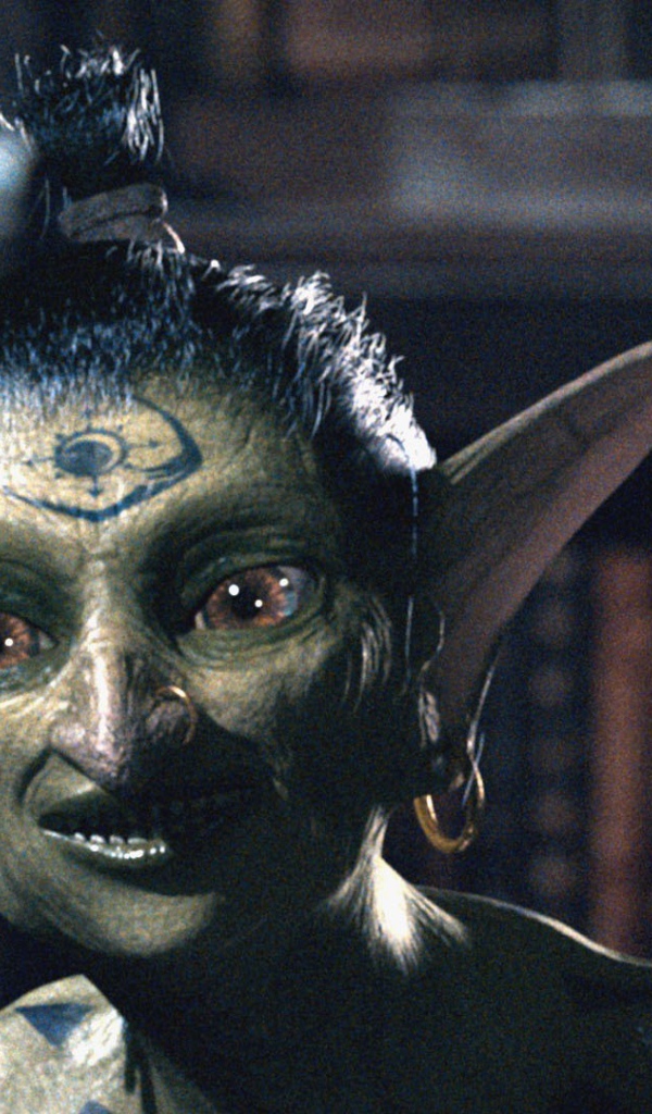 Инопланетянин с татуировкой на лбу