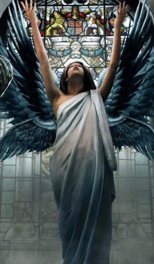 Ангел и статуи