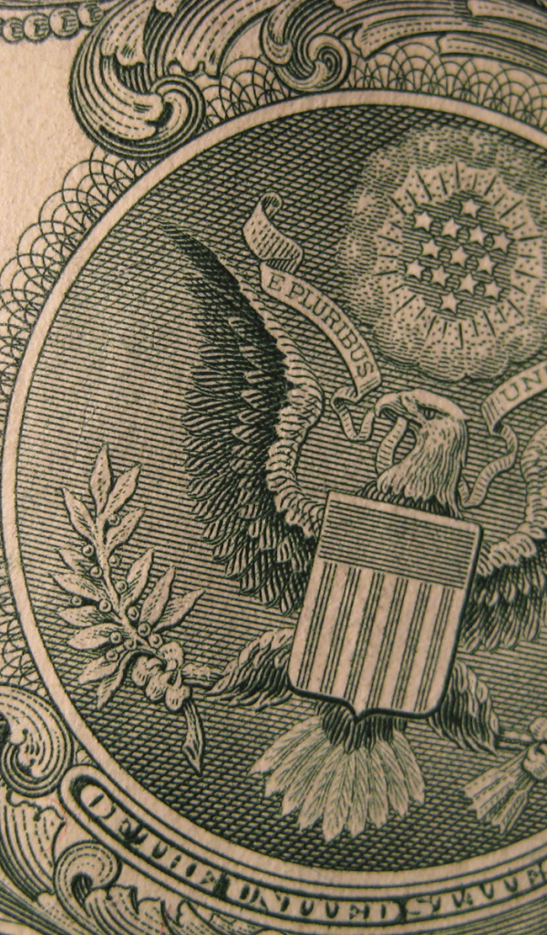 Герб на долларе
