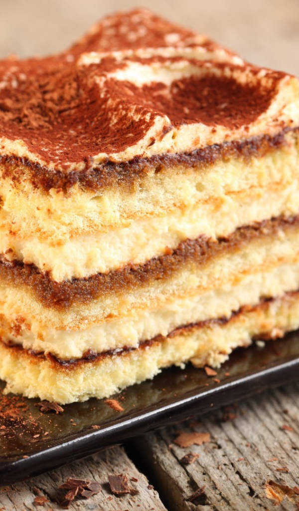 Сдобный торт с кремом