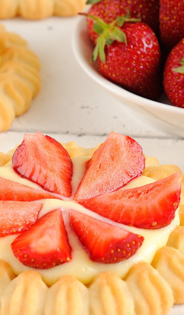 Клубничный десерт