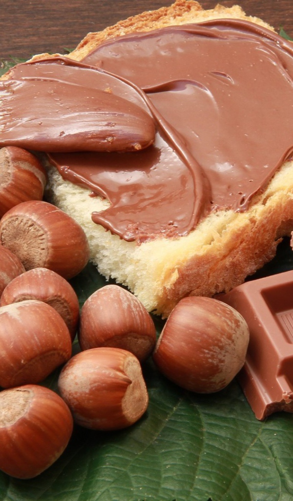 Шоколад с ореховой пастой