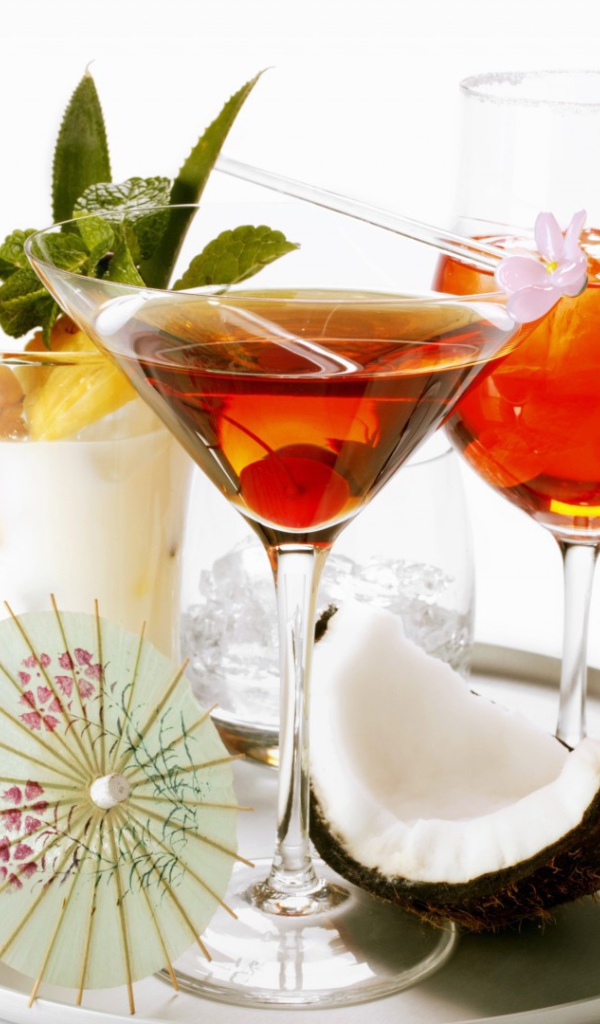 Тропические коктейли