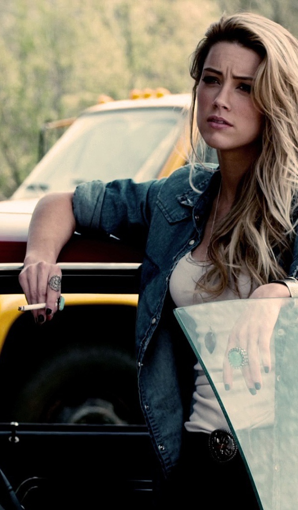 Актриса Эмбер Хёрд