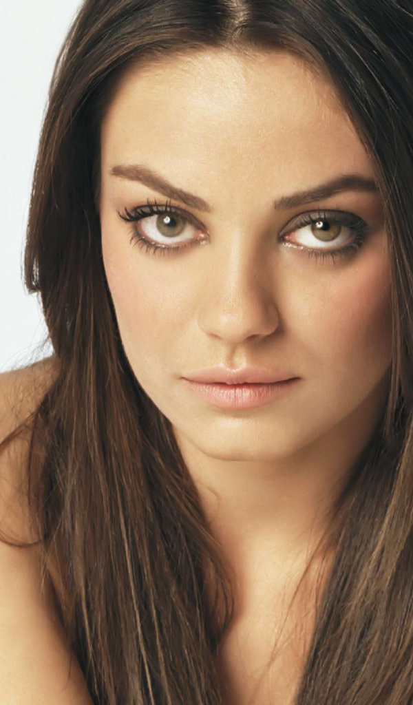 Актриса Мила Кунис