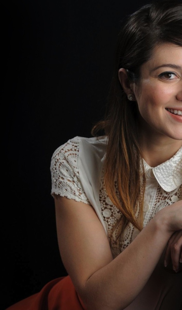 Красивая модель Мэри Элизабет