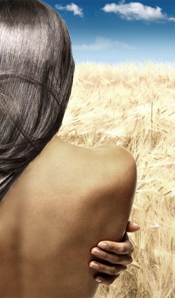 Девушка в ржаном поле