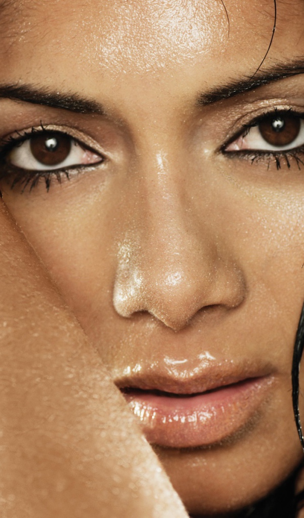 Популярная Николь Шерзингер