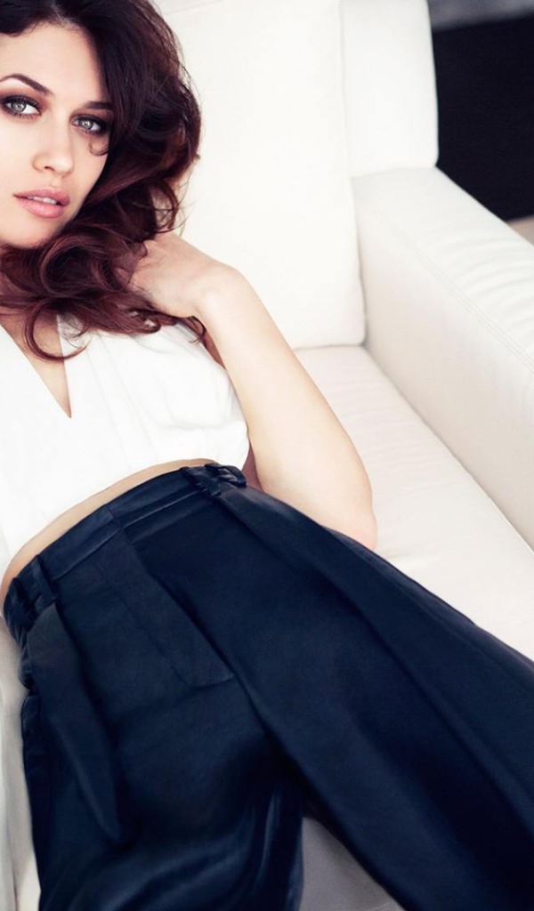 Известная модель Настасья Самбурская