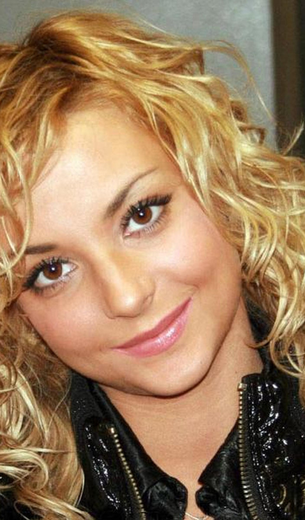 Популярная Дарья Сагадова