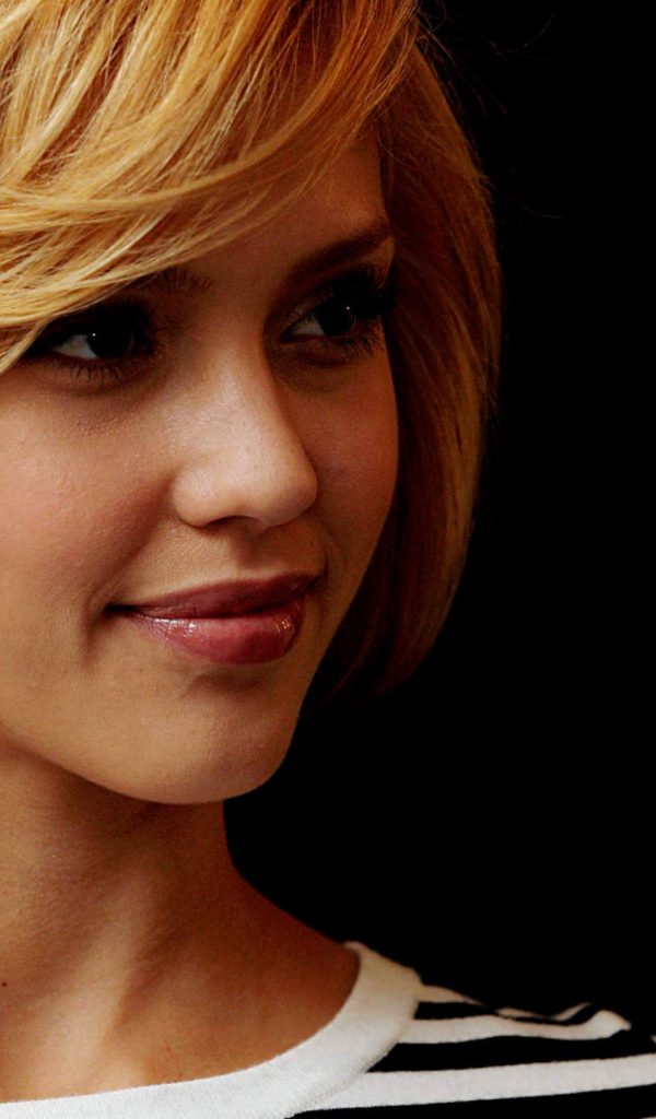 Популярная киноактриса Джессика Альба