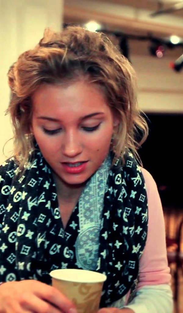 Популярная актриса Кристина Асмус