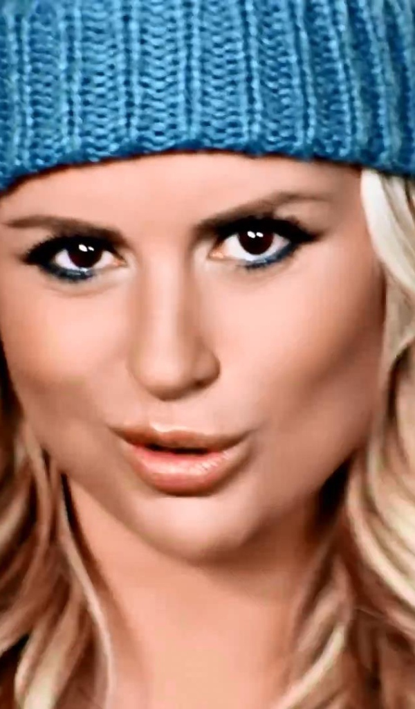 Красивая актриса Анна Семенович