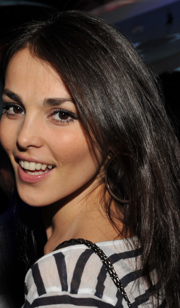 Супермодель Сати Казанова