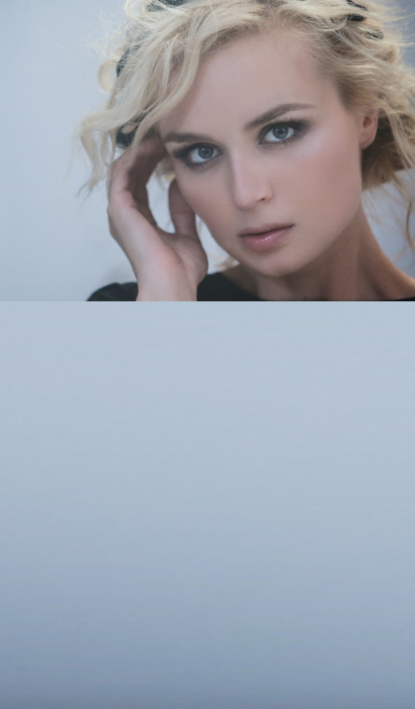 Прекрасная актриса Полига Гагарина