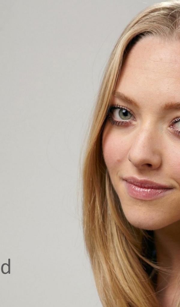 Очаровательная модель Аманда Сайфред