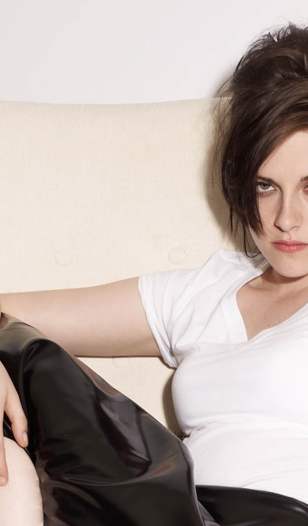 Популярная супермодель Кристен Стюарт