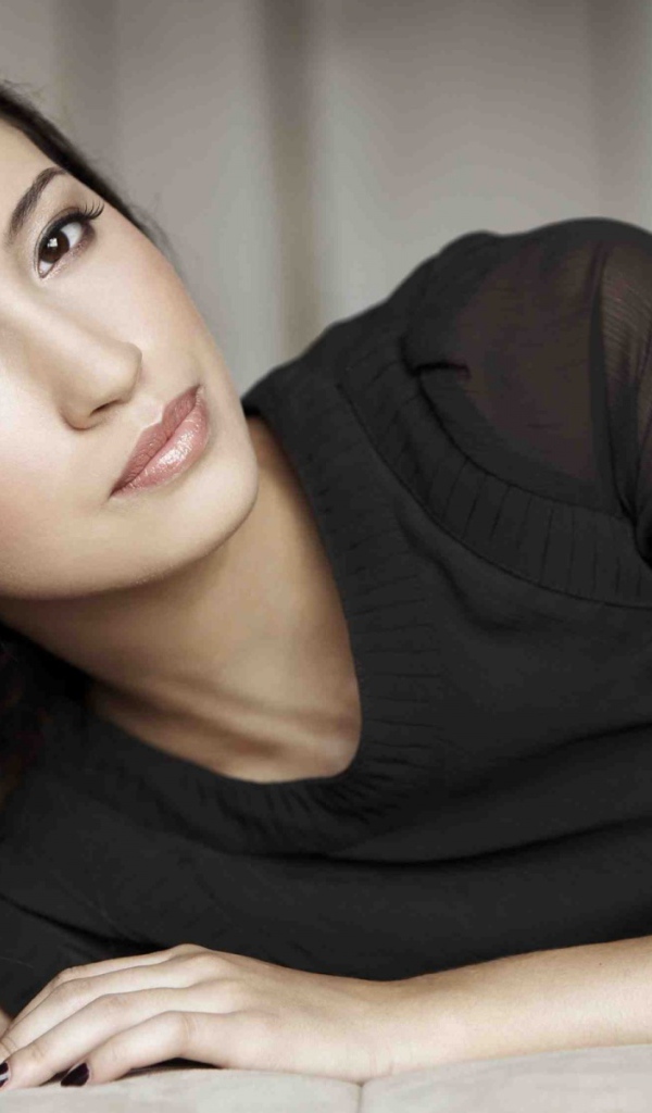 Прекрасная актриса Кристиан Серратос