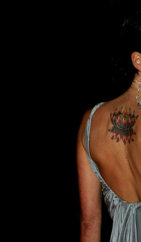 Очаровательная модель Лина Хиди