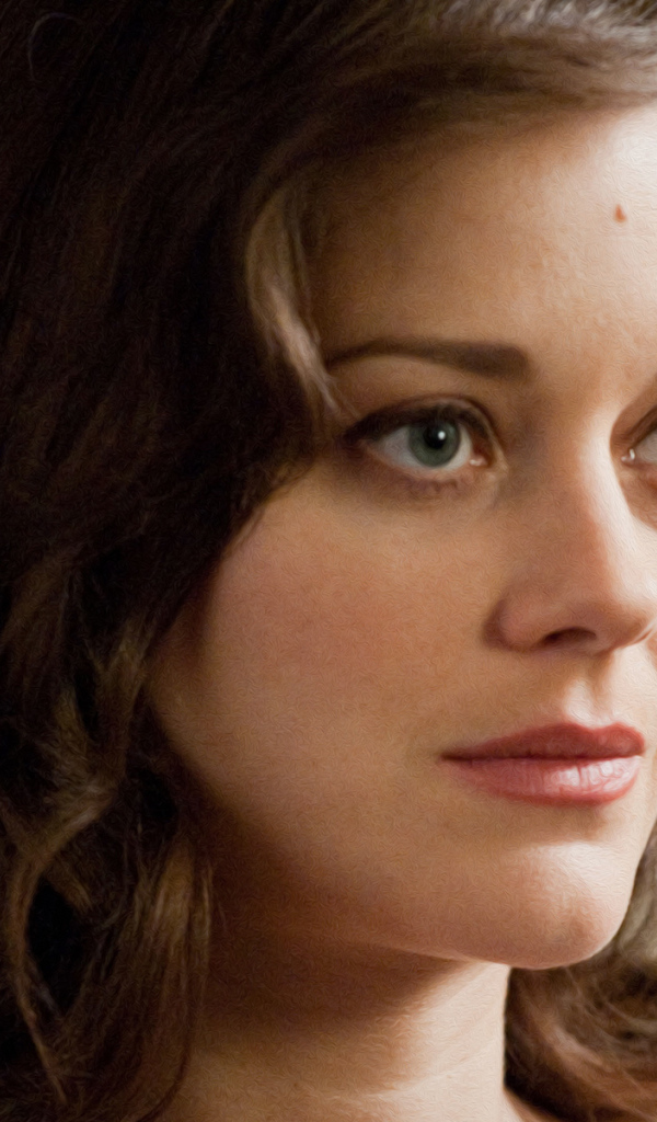 Актриса Марион Котийяр