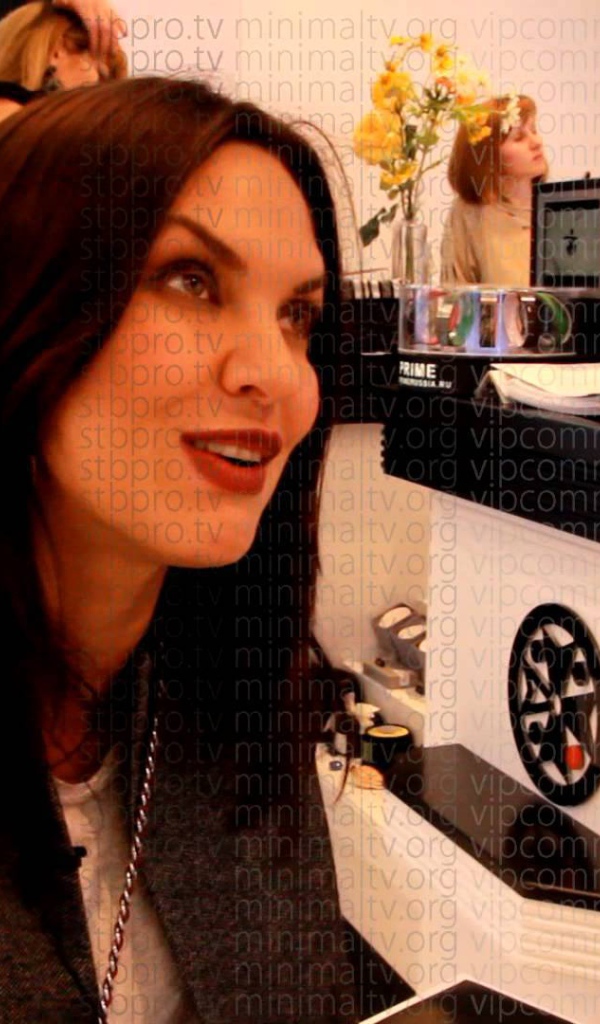 Модель Надежда Ручка