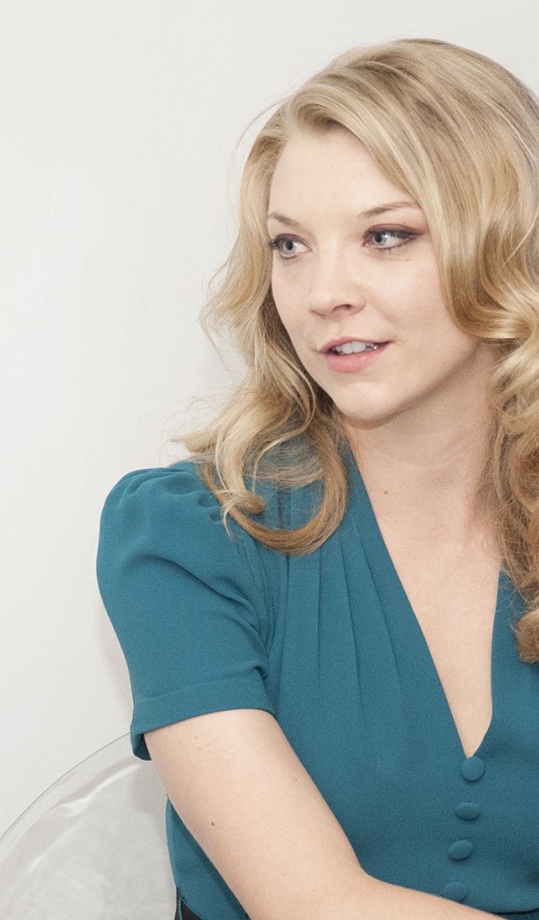 Известная звезда Натали Дормер